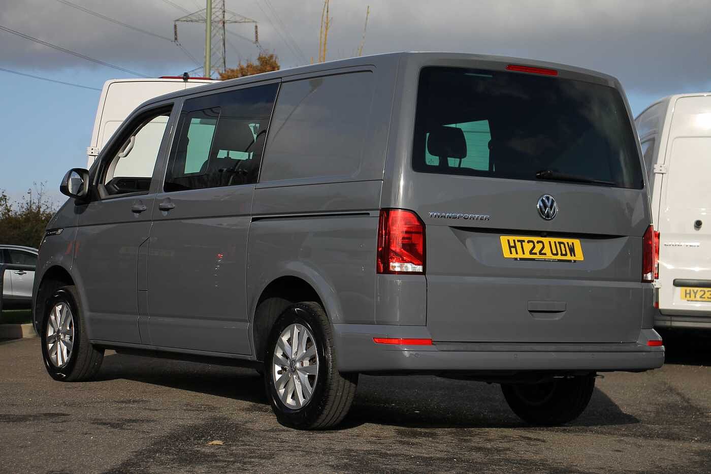 Volkswagen Transporter T30 Kombi Highline SWB 150 PS 2.0 TDI 6sp Manual