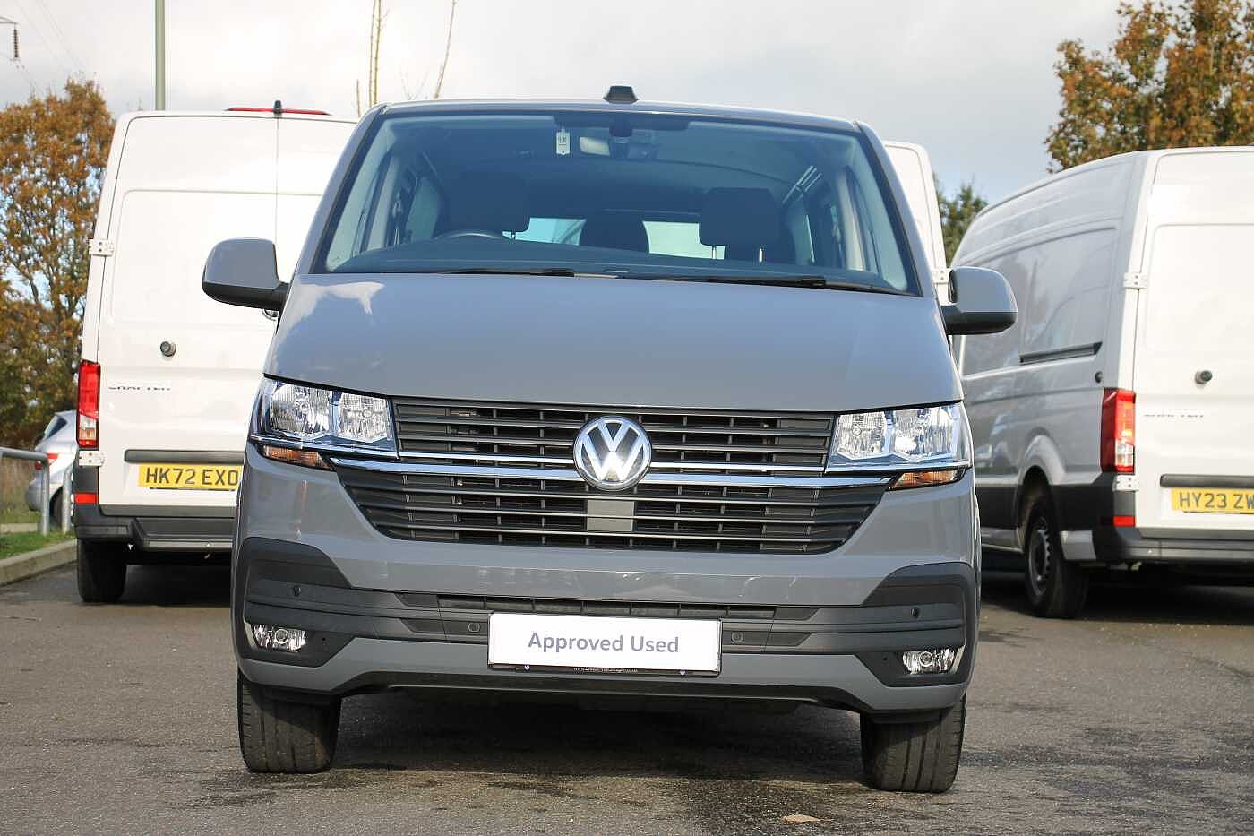 Volkswagen Transporter T30 Kombi Highline SWB 150 PS 2.0 TDI 6sp Manual