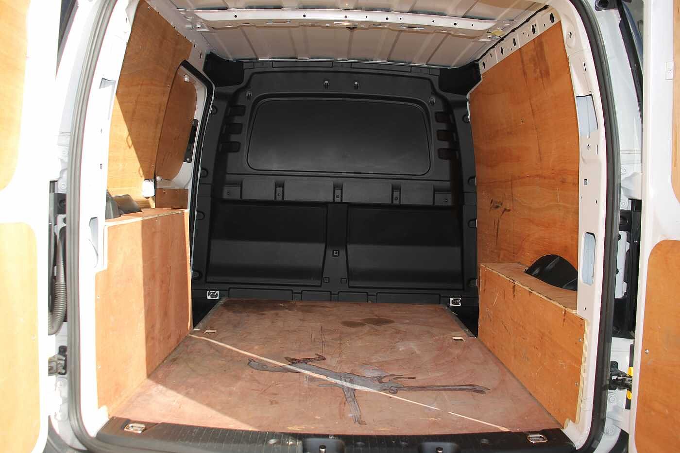 Volkswagen Caddy C20 Cargo Commerce SWB 102 PS 2.0 TDI 6sp Manual