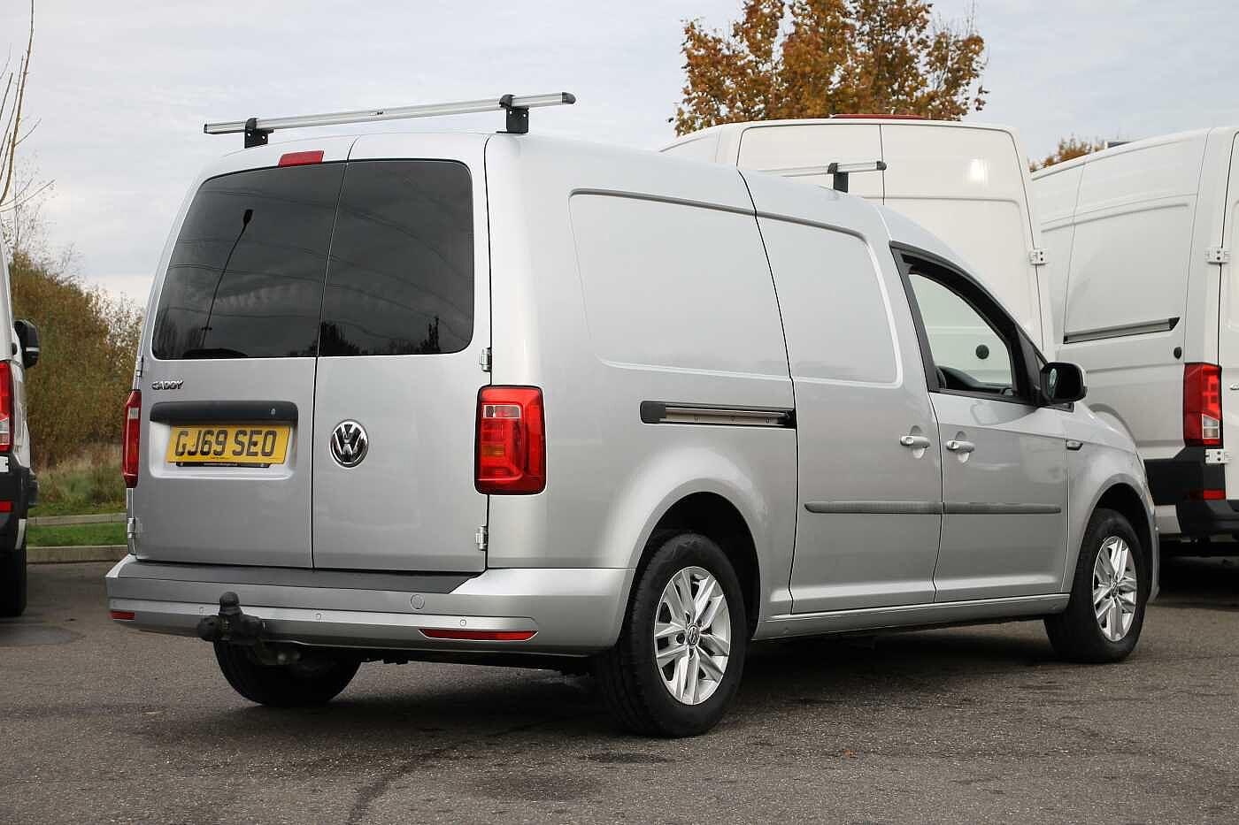 Volkswagen Caddy Maxi C20 Panel van Highline Maxi 102 PS 2.0 TDI 5sp Manual