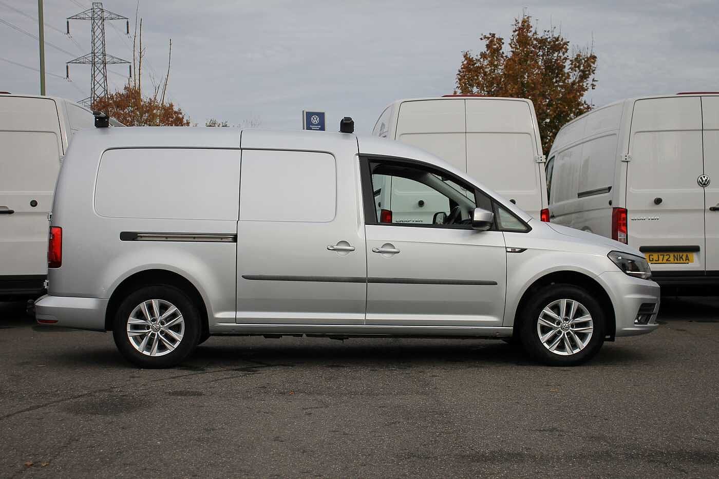 Volkswagen Caddy Maxi C20 Panel van Highline Maxi 102 PS 2.0 TDI 5sp Manual