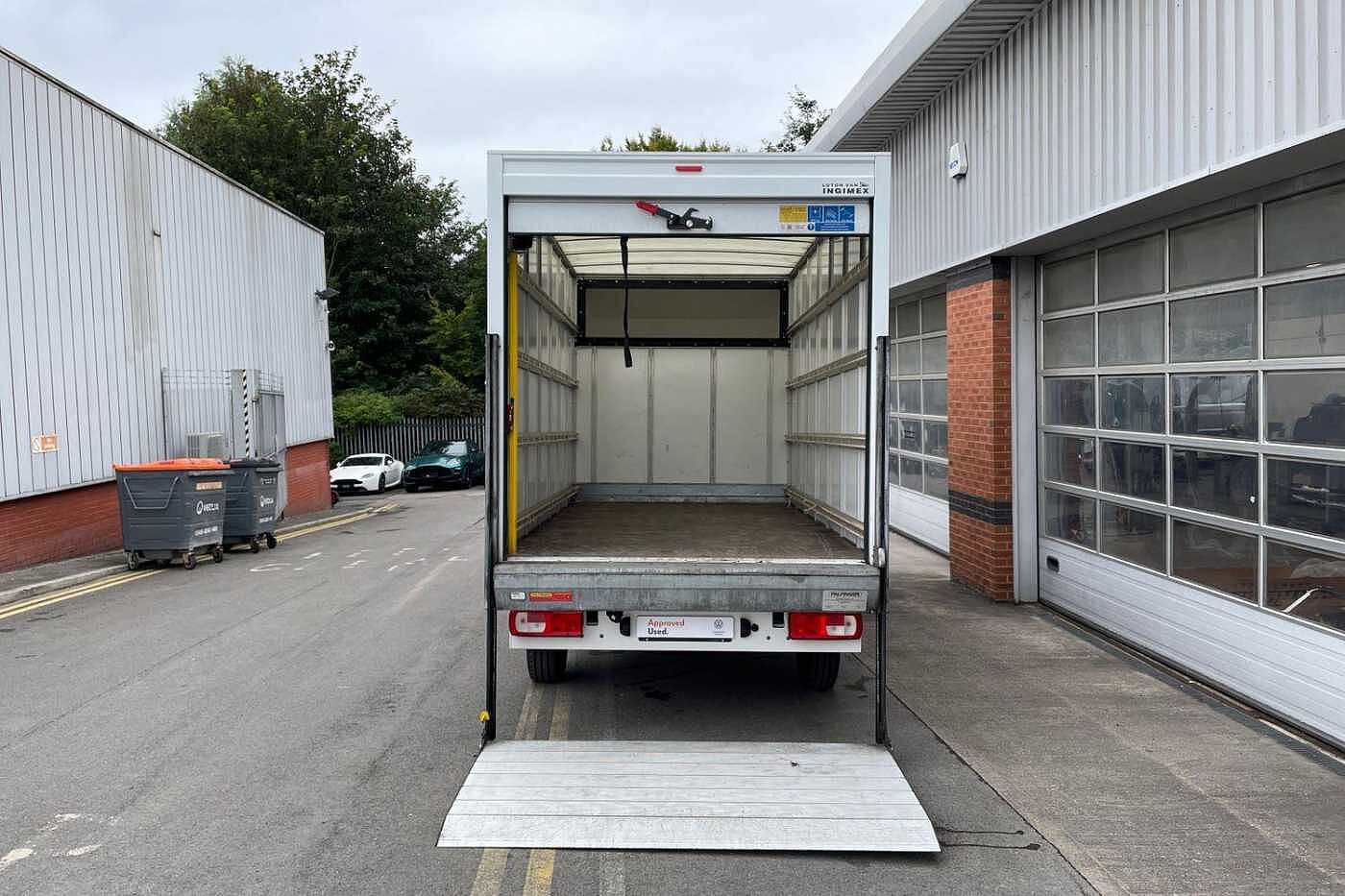 Volkswagen Crafter CR35 LWB FWD 2.0 TDI 140PS Startline ETG
