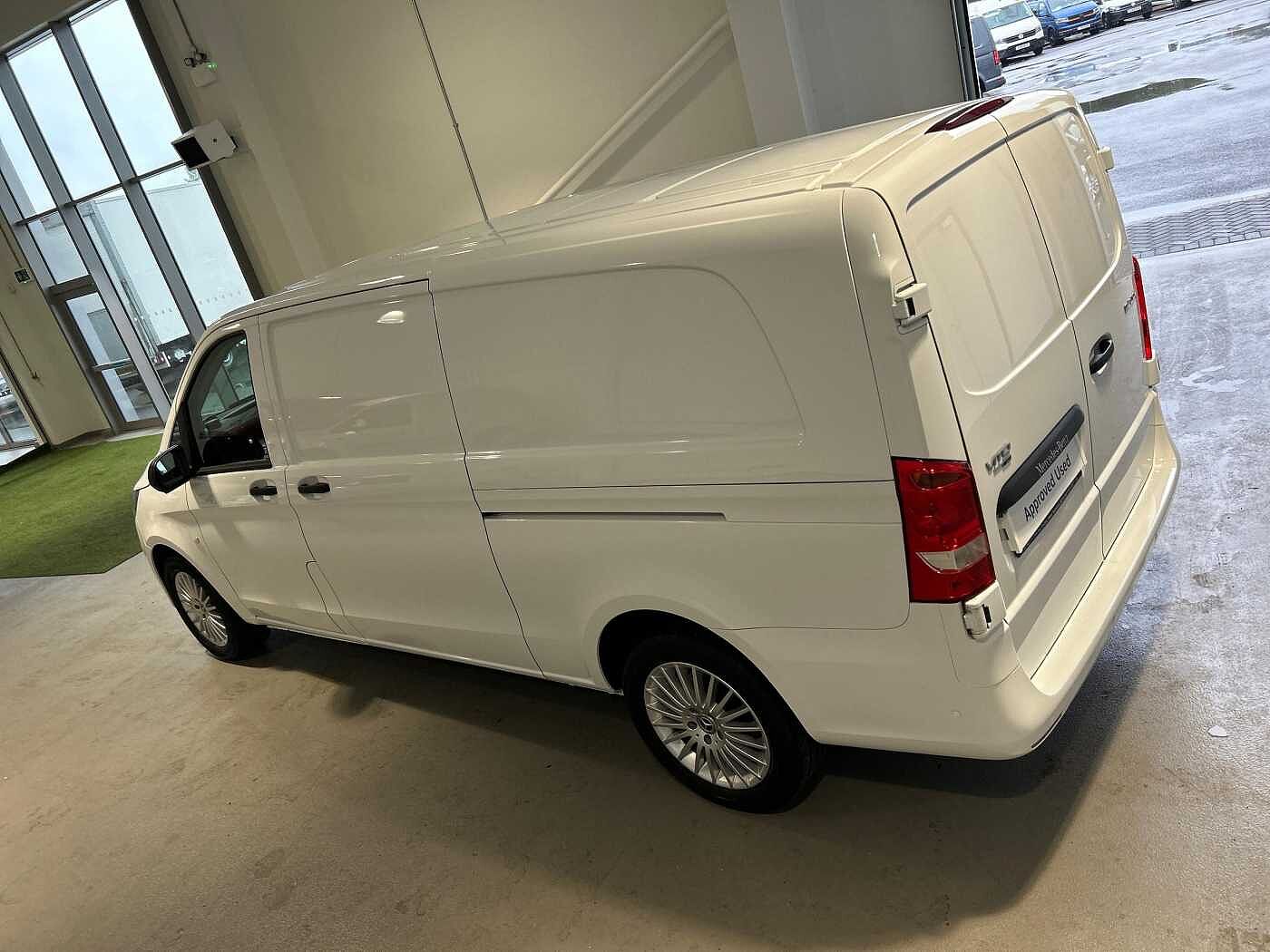 Mercedes-Benz Vito L3 RWD 114CDI Premium 9G-Tronic