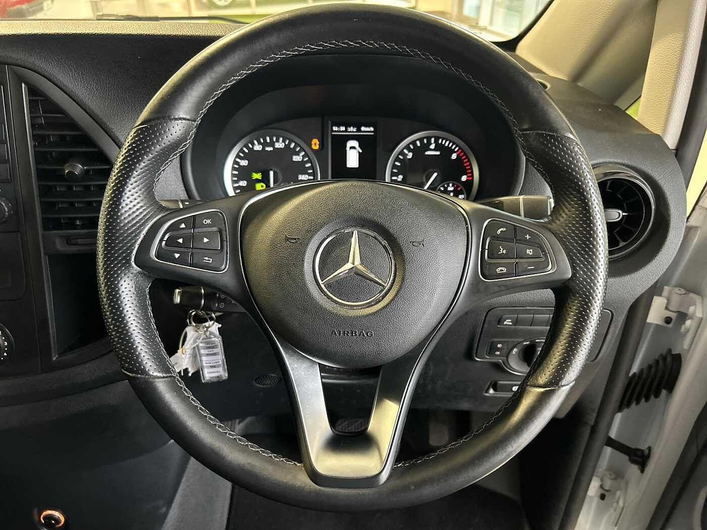 Mercedes-Benz Vito L3 RWD 114CDI Premium 9G-Tronic