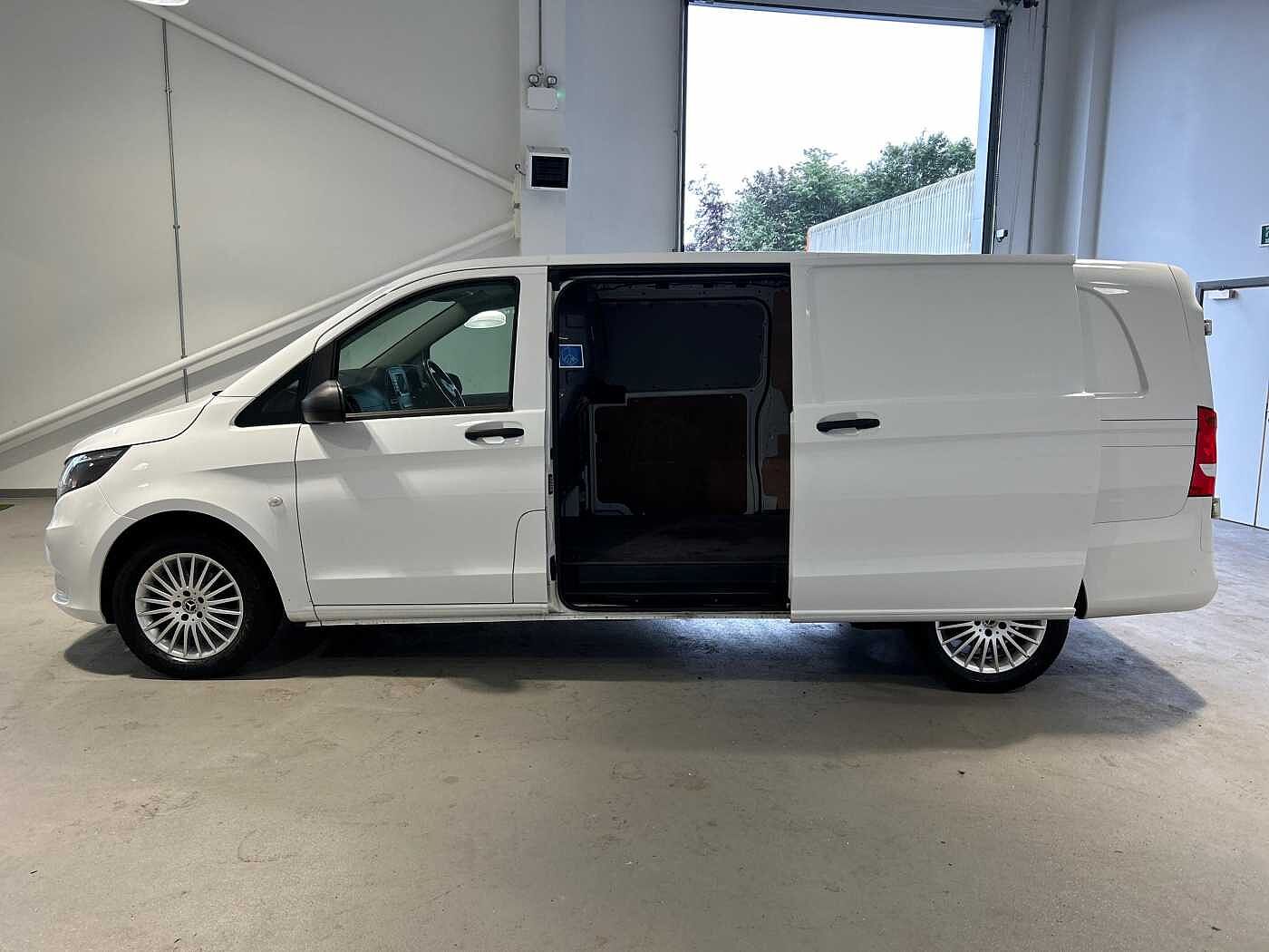 Mercedes-Benz Vito L3 RWD 114CDI Premium 9G-Tronic
