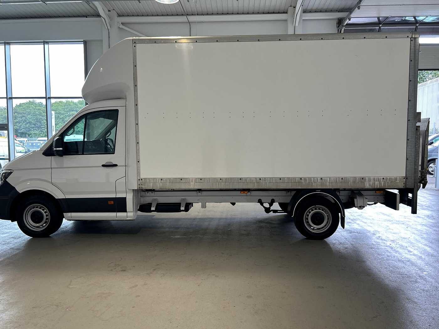 Volkswagen Crafter CR35 Startline LWB Luton 140ps FWD