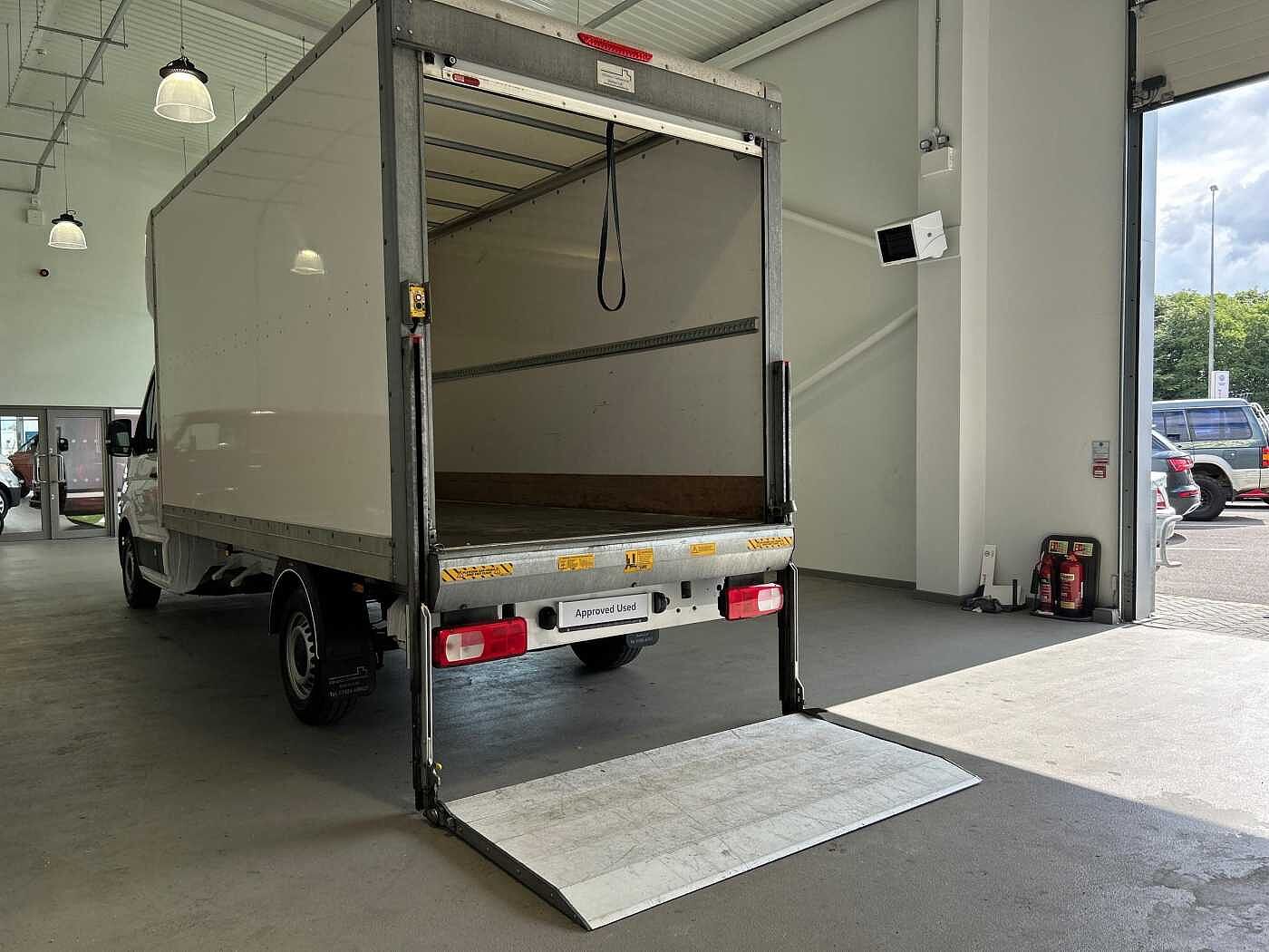 Volkswagen Crafter CR35 Startline LWB Luton 140ps FWD