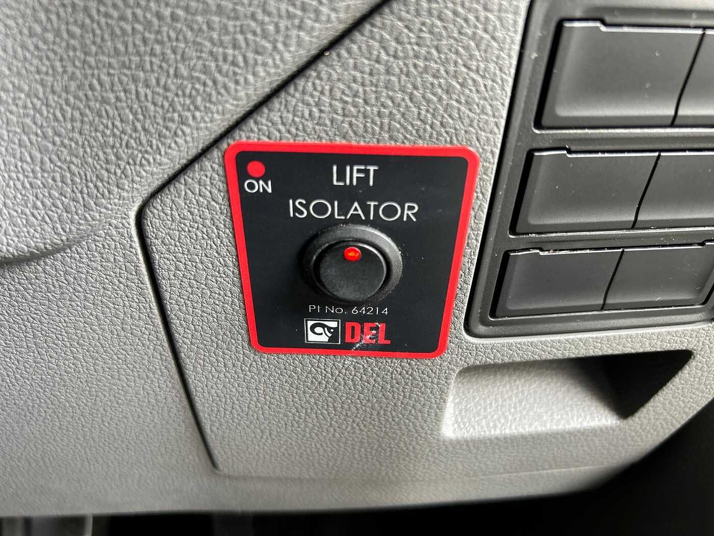 Volkswagen Crafter CR35 Startline LWB Luton 140ps FWD