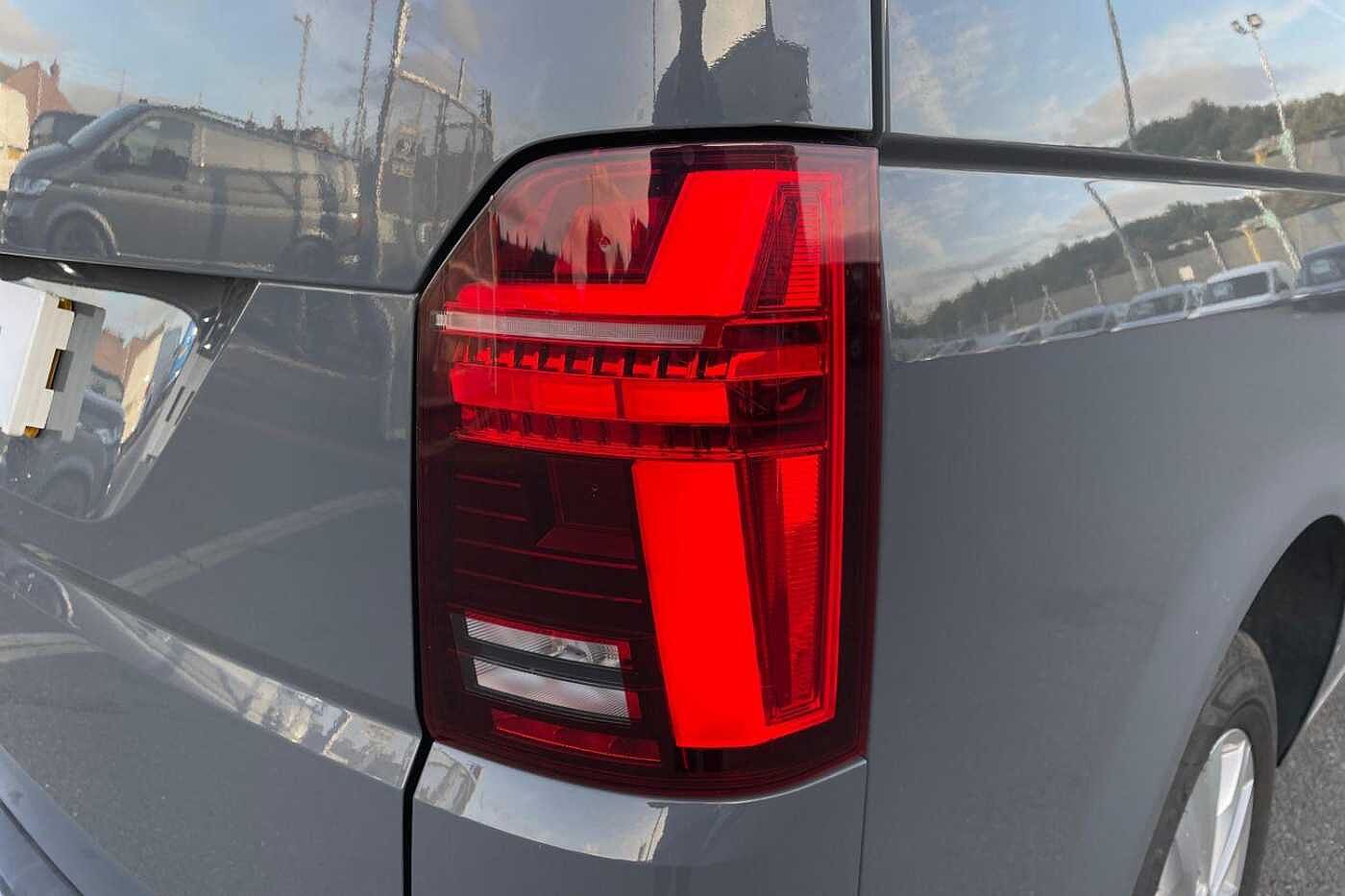 Volkswagen Transporter T28 SWB 2.0 TDI 150 Highline DSG