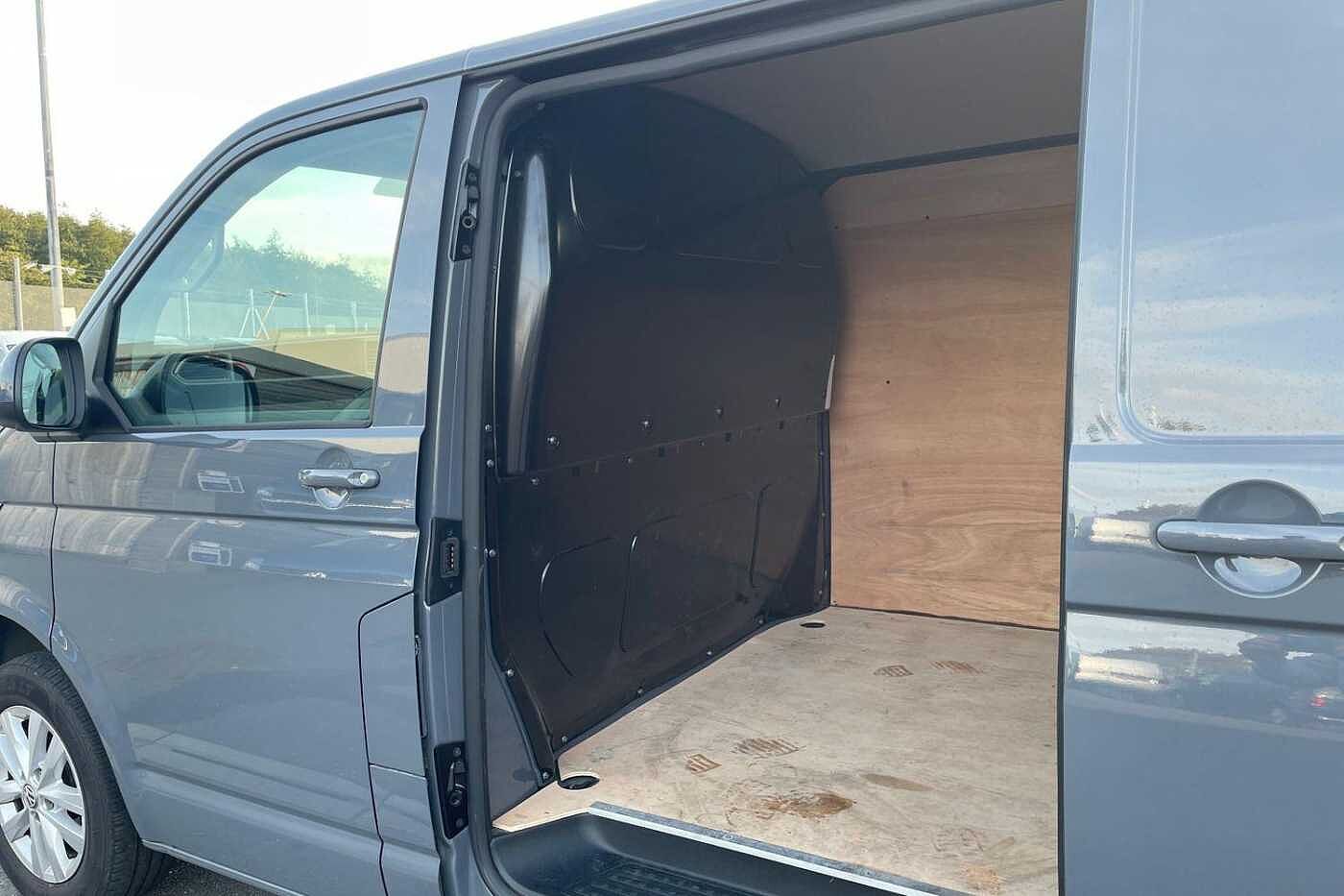 Volkswagen Transporter T28 SWB 2.0 TDI 150 Highline DSG