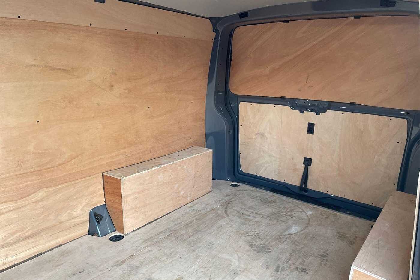 Volkswagen Transporter T28 SWB 2.0 TDI 150 Highline DSG