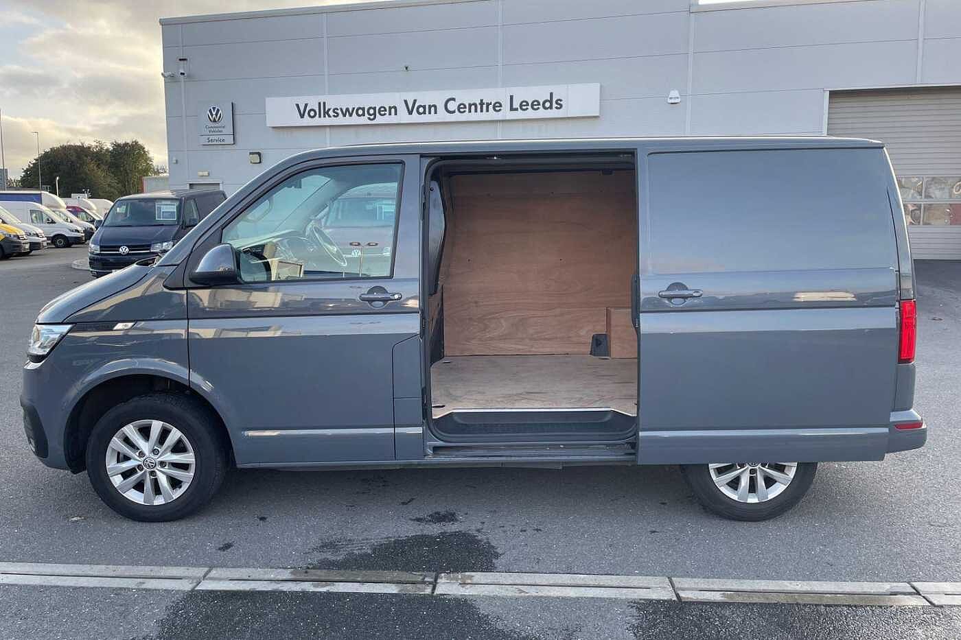 Volkswagen Transporter T28 SWB 2.0 TDI 150 Highline DSG