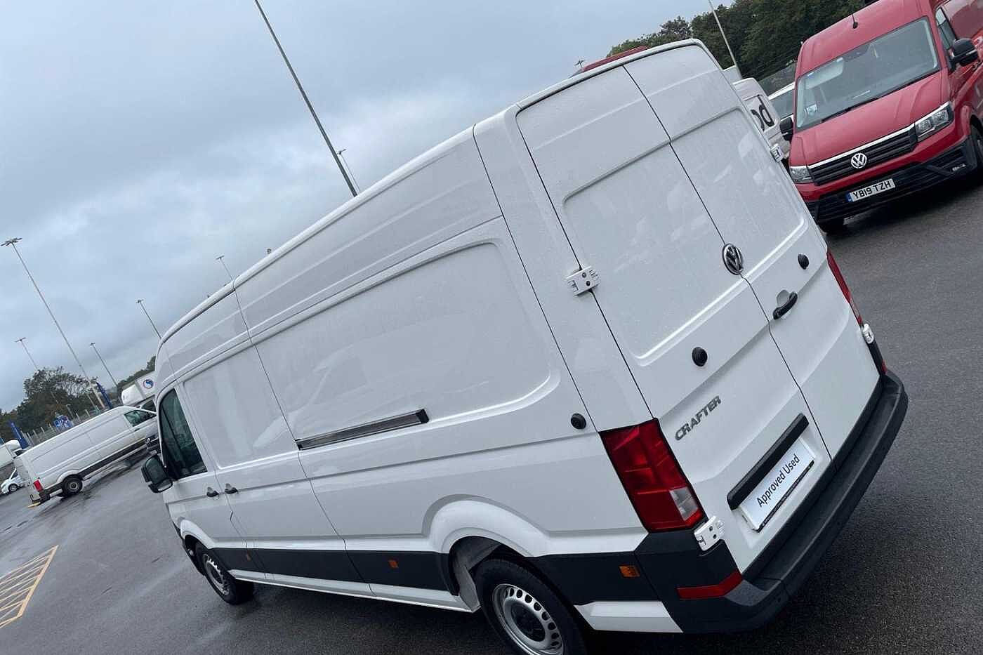Volkswagen Crafter CR35 LWB FWD 2.0 TDI 140PS Trendline High Roof Van