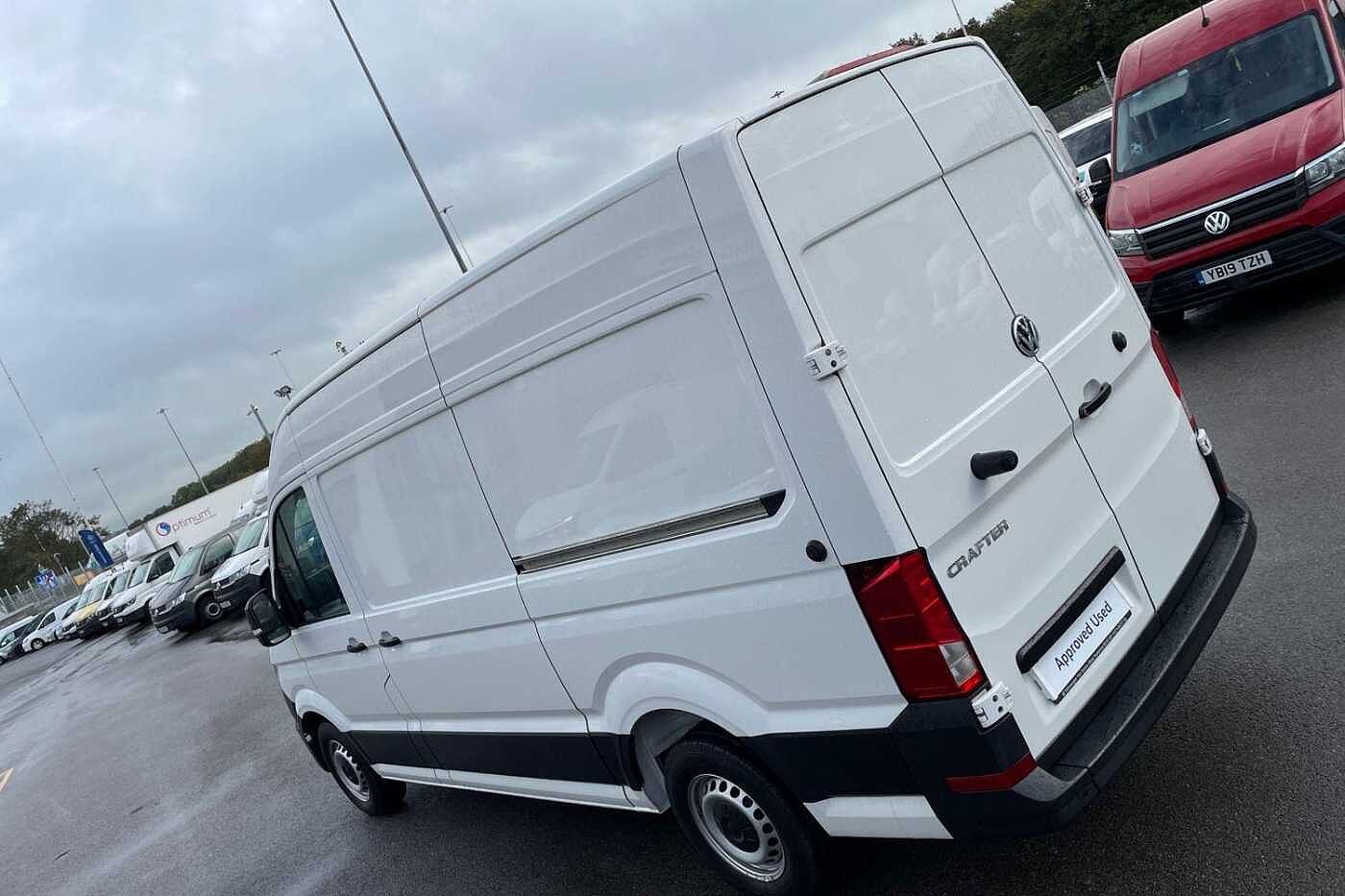 Volkswagen Crafter CR35 MWB FWD 2.0 TDI 140PS Trendline High Roof Van