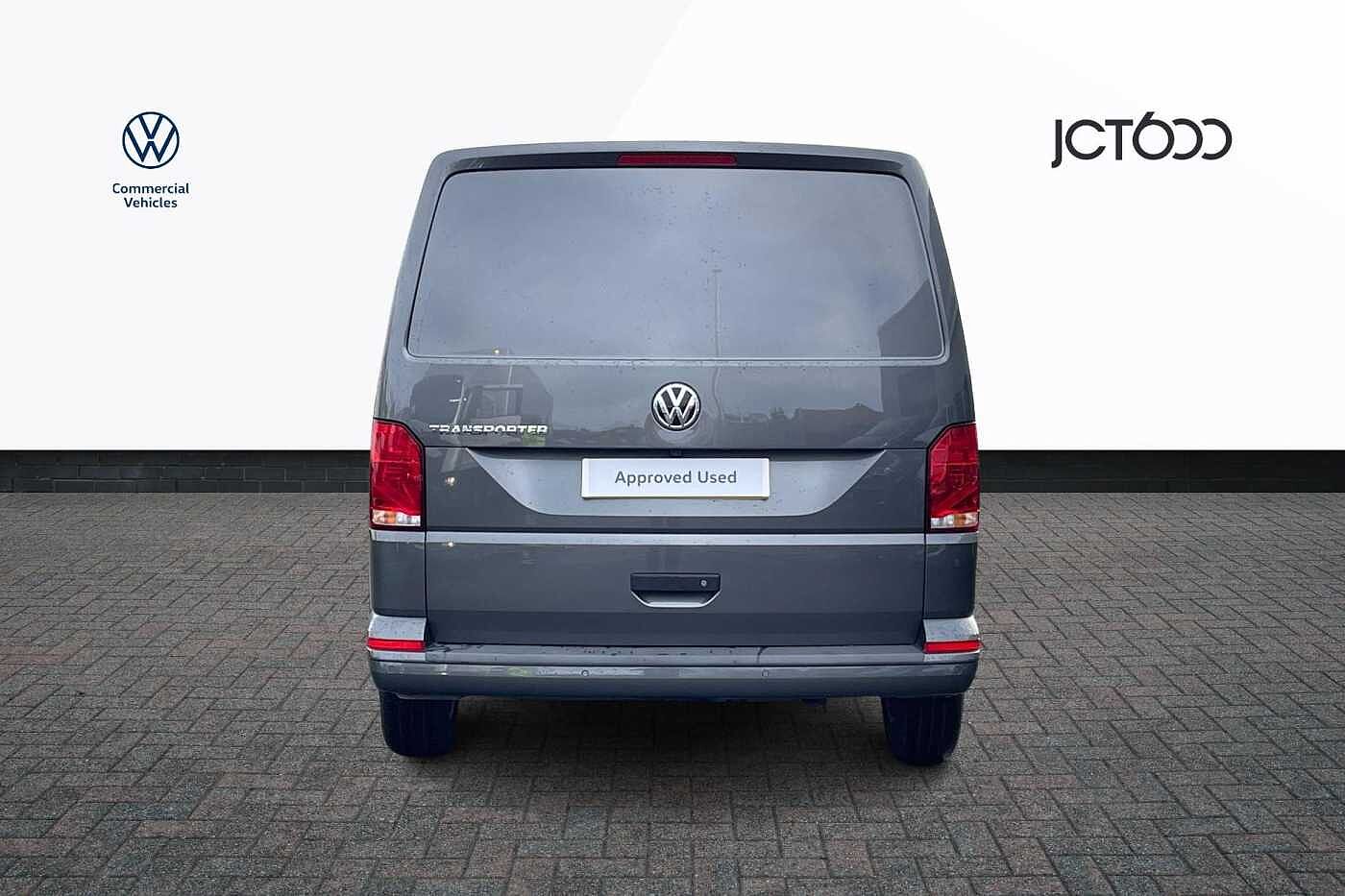 Volkswagen Transporter T28 SWB 2.0 TDI 110 Highline