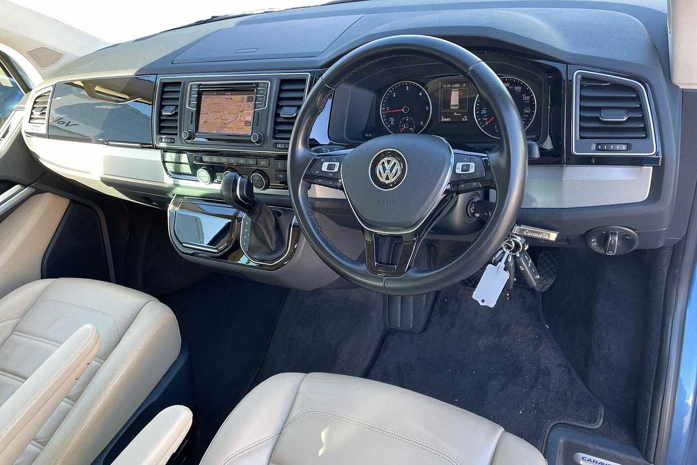 Volkswagen Caravelle Caravelle Executive SWB 199ps DSG 4Motion