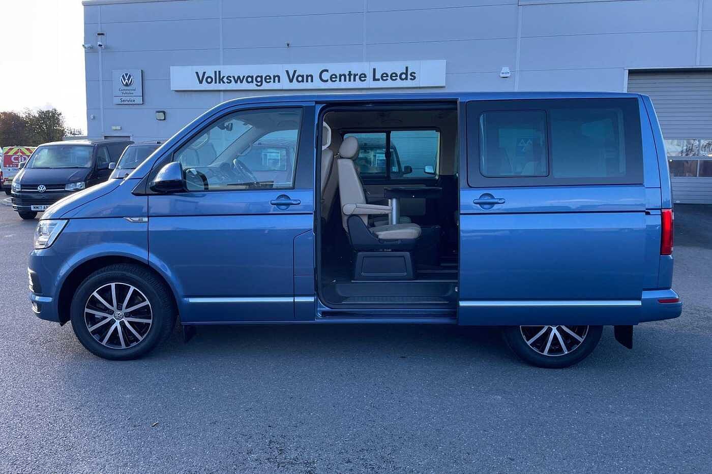 Volkswagen Caravelle Caravelle Executive SWB 199ps DSG 4Motion