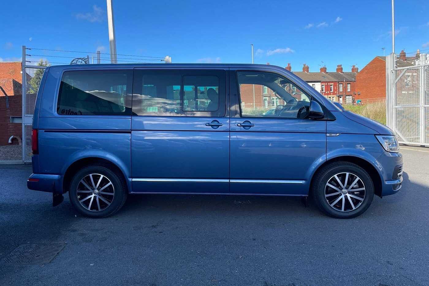 Volkswagen Caravelle Caravelle Executive SWB 199ps DSG 4Motion