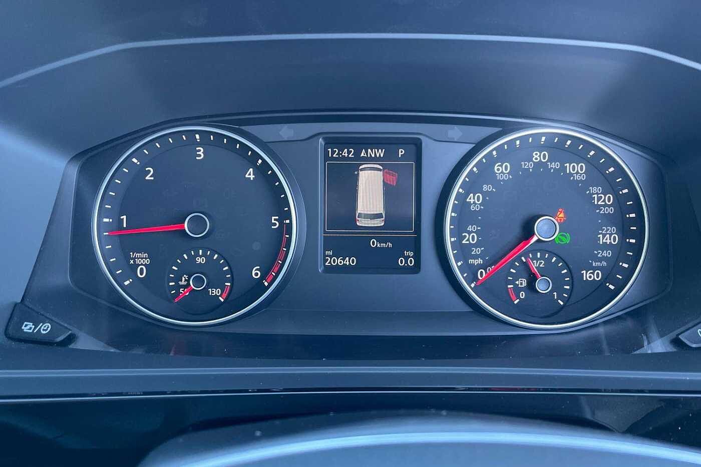 Volkswagen Caravelle Caravelle Executive SWB 199ps DSG 4Motion