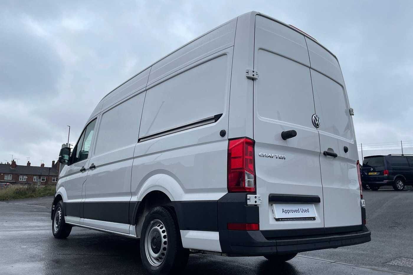 Volkswagen Crafter CR35 MWB FWD 2.0 TDI 140PS Trendline High Roof Van
