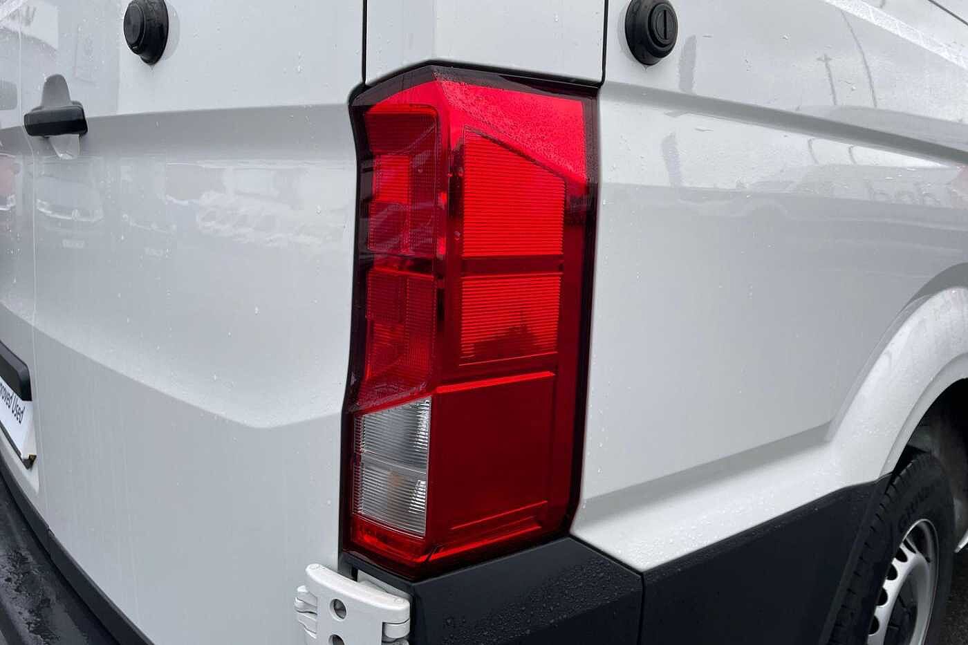 Volkswagen Crafter CR35 MWB FWD 2.0 TDI 140PS Trendline High Roof Van