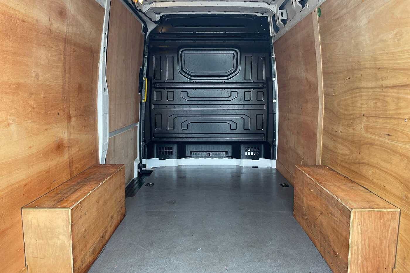 Volkswagen Crafter CR35 MWB FWD 2.0 TDI 140PS Trendline High Roof Van