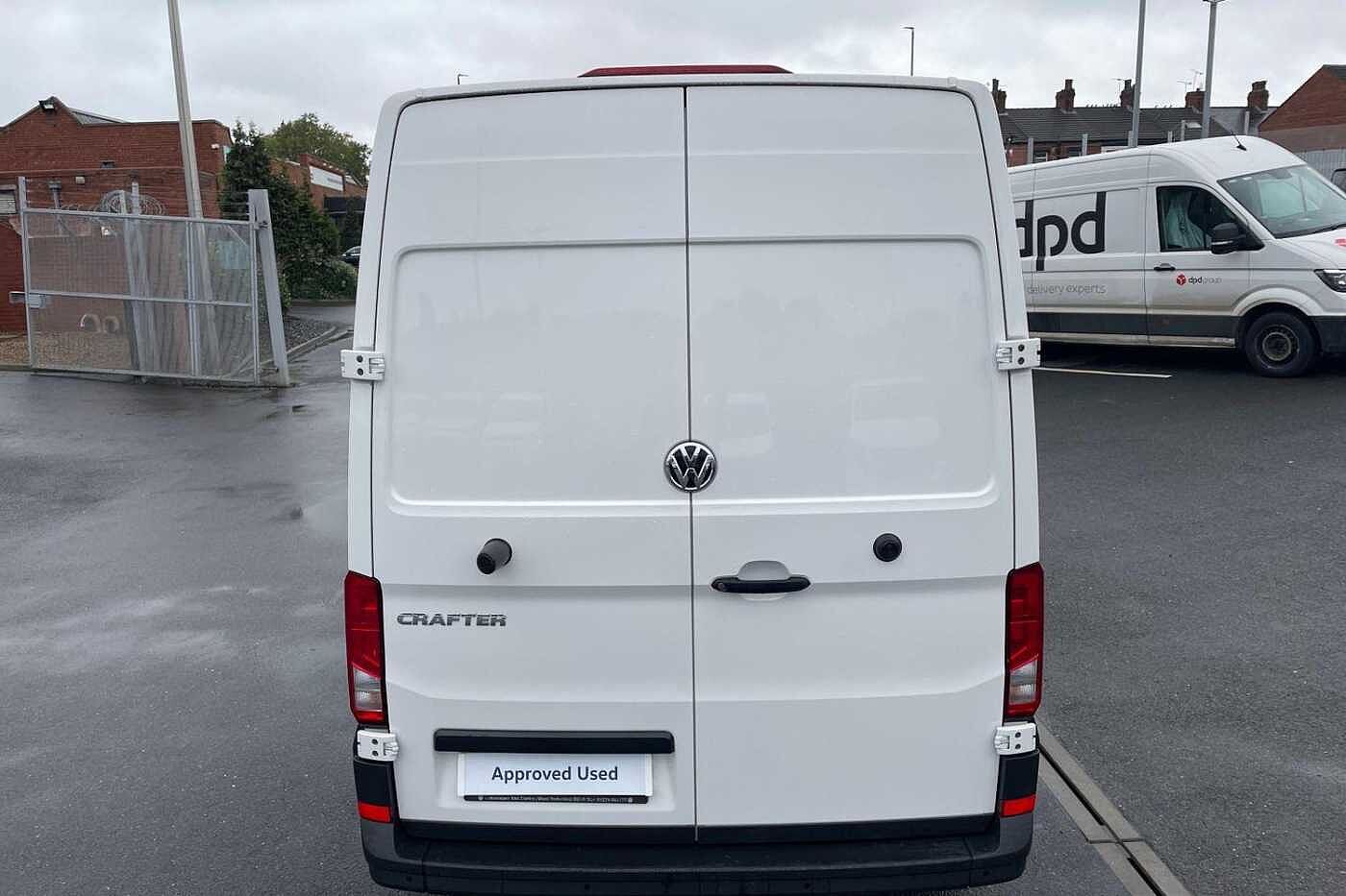 Volkswagen Crafter CR35 MWB FWD 2.0 TDI 140PS Trendline High Roof Van