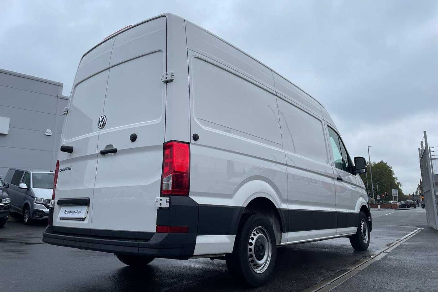 Volkswagen Crafter CR35 MWB FWD 2.0 TDI 140PS Trendline High Roof Van