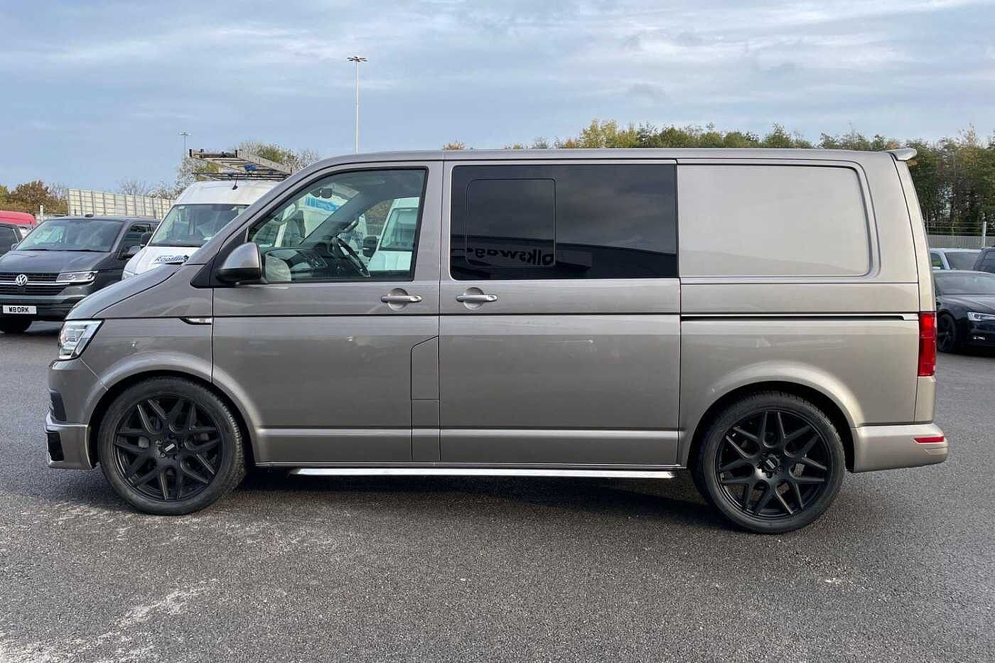 Volkswagen Transporter T32 Kombi Highline SWB 204ps DSG