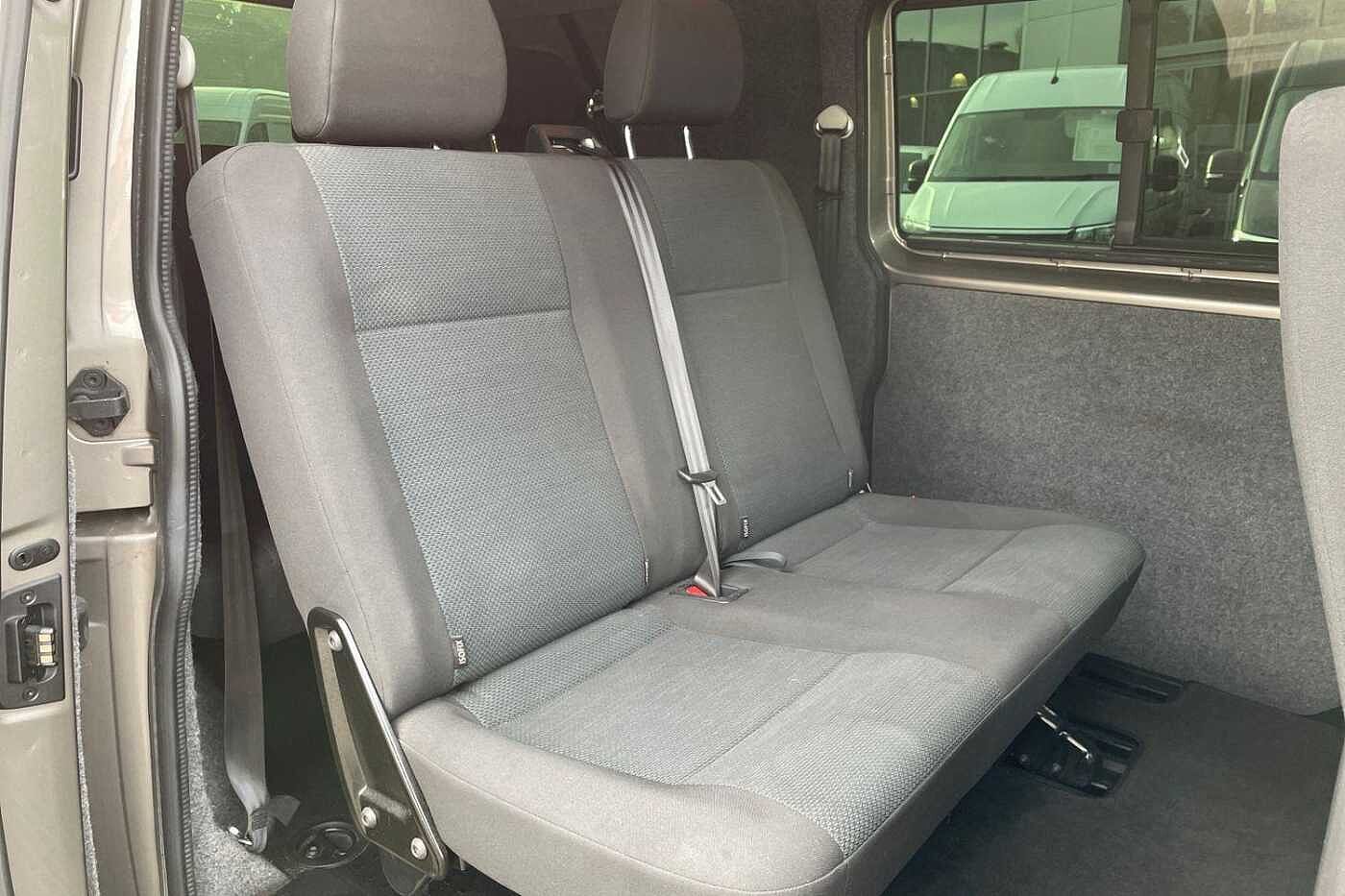 Volkswagen Transporter T32 Kombi Highline SWB 204ps DSG