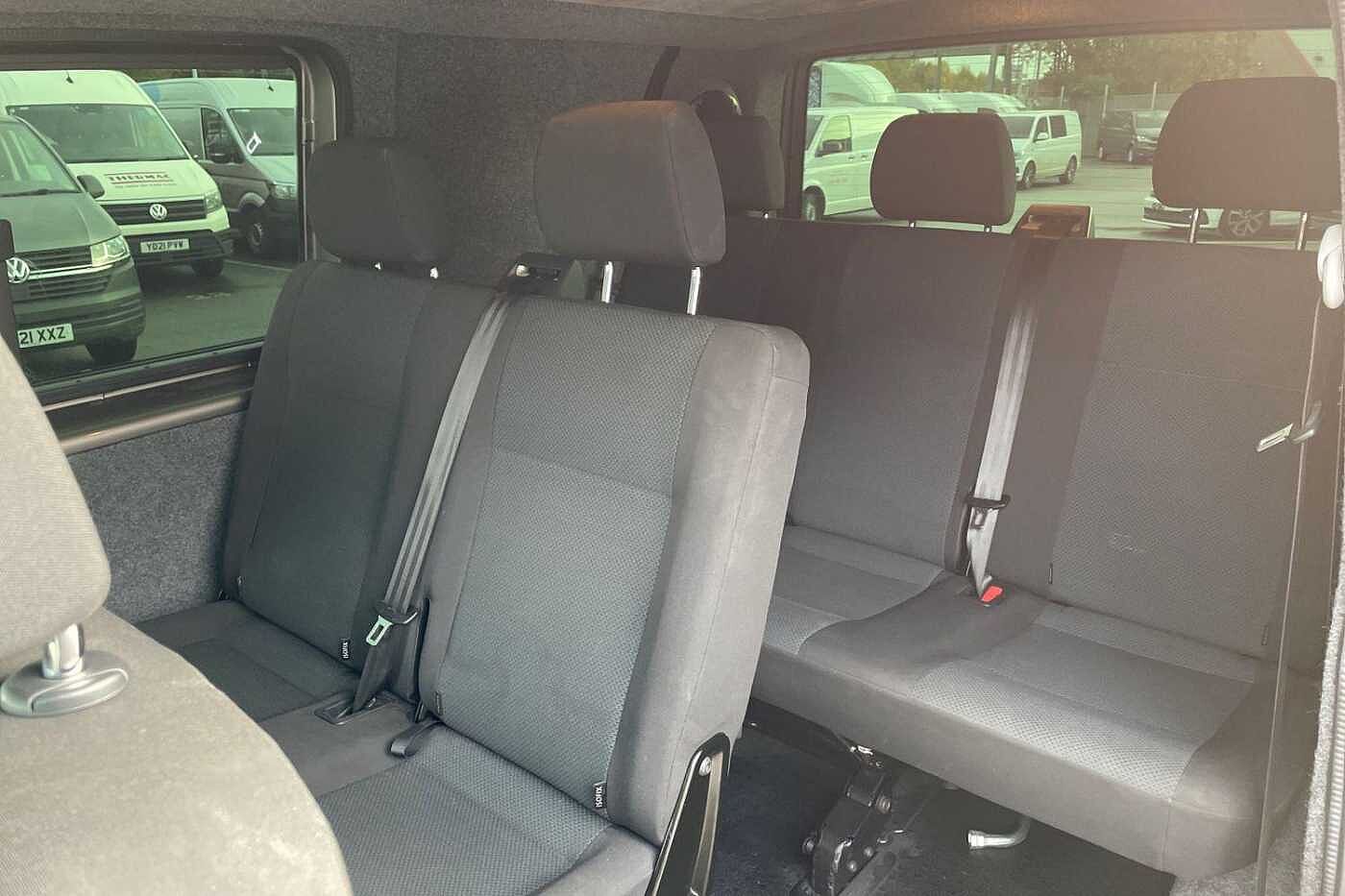 Volkswagen Transporter T32 Kombi Highline SWB 204ps DSG
