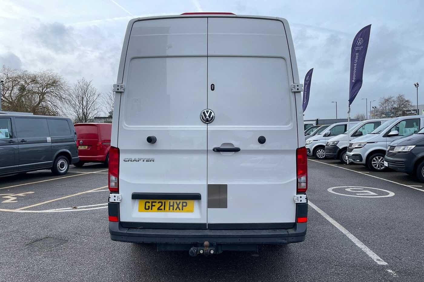 Volkswagen Crafter 2.0TDI 140PS Eu6dT-E CR35 LWB Trendline Business Panel Van