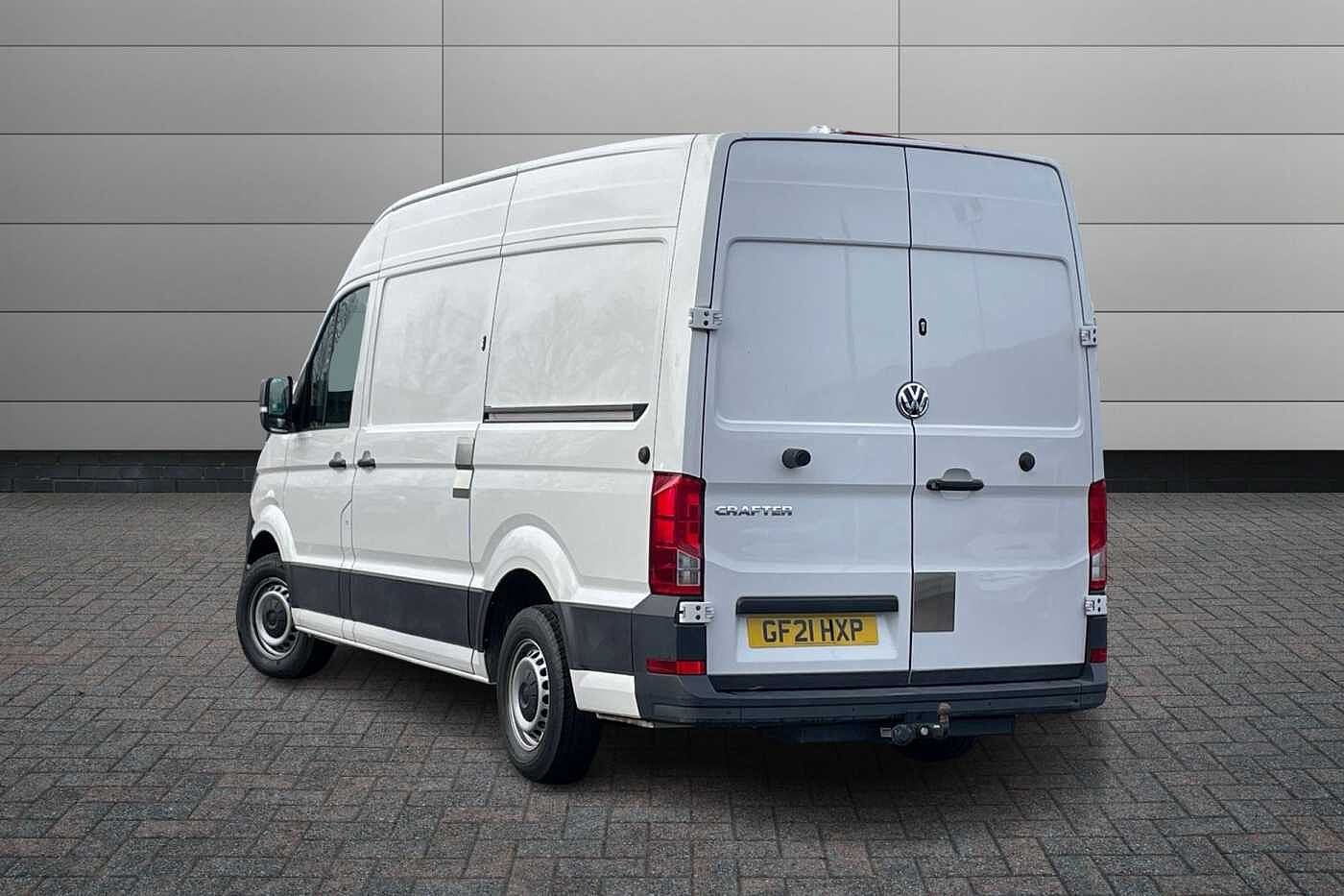 Volkswagen Crafter 2.0TDI 140PS Eu6dT-E CR35 LWB Trendline Business Panel Van