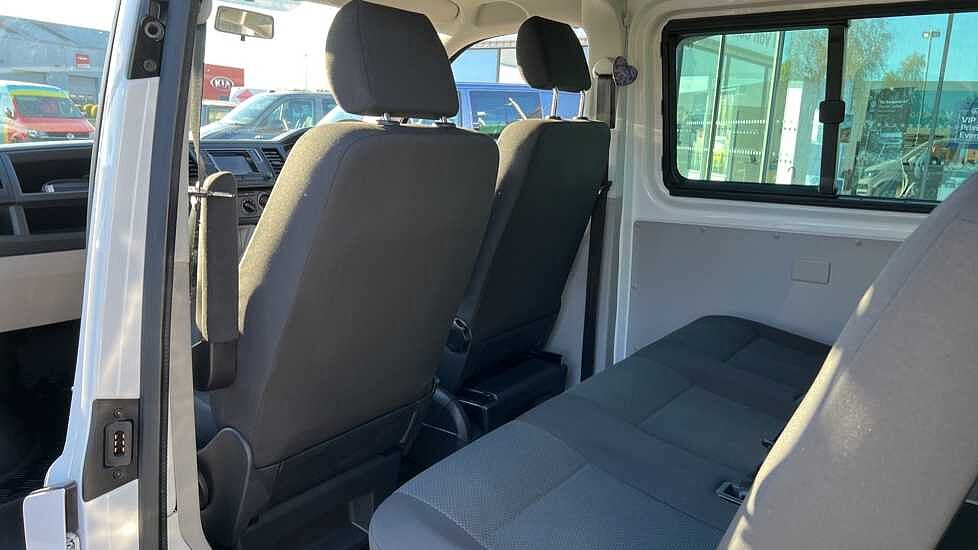 Volkswagen Transporter T30 2.0 Trendline TDI BMT SWB 102PS Kombi Van