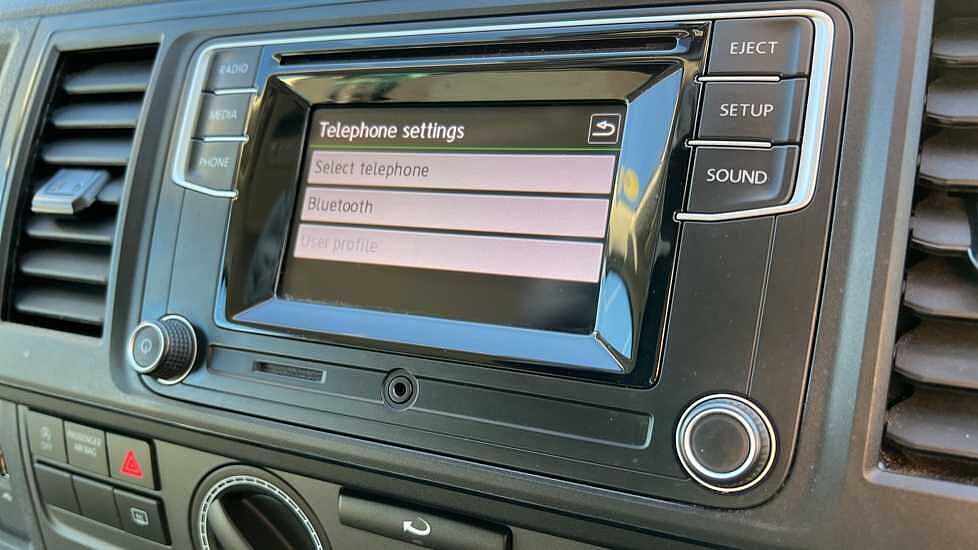 Volkswagen Transporter T30 2.0 Trendline TDI BMT SWB 102PS Kombi Van