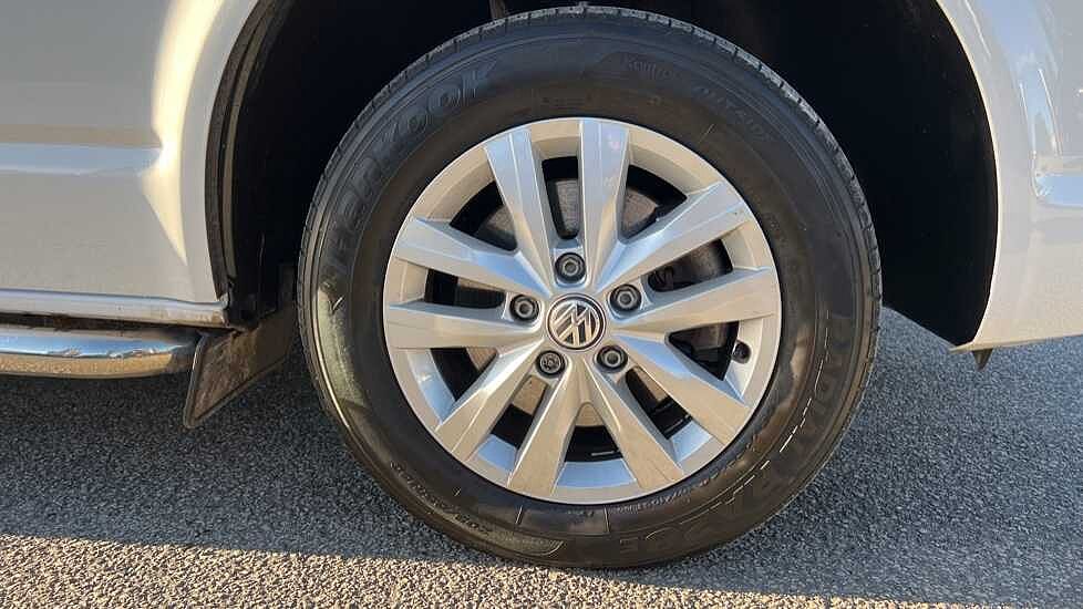 Volkswagen Transporter T30 2.0 Trendline TDI BMT SWB 102PS Kombi Van