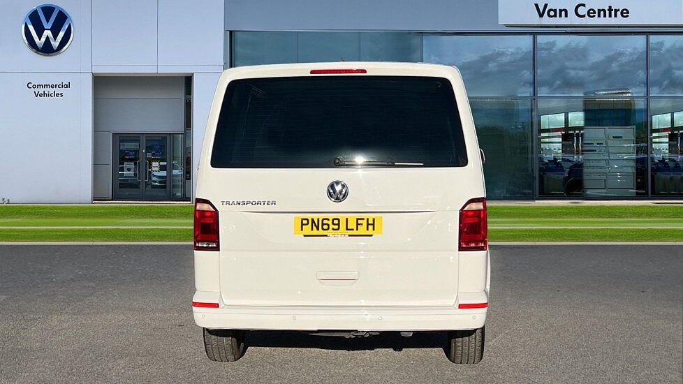 Volkswagen Transporter T30 2.0 Trendline TDI BMT SWB 102PS Kombi Van