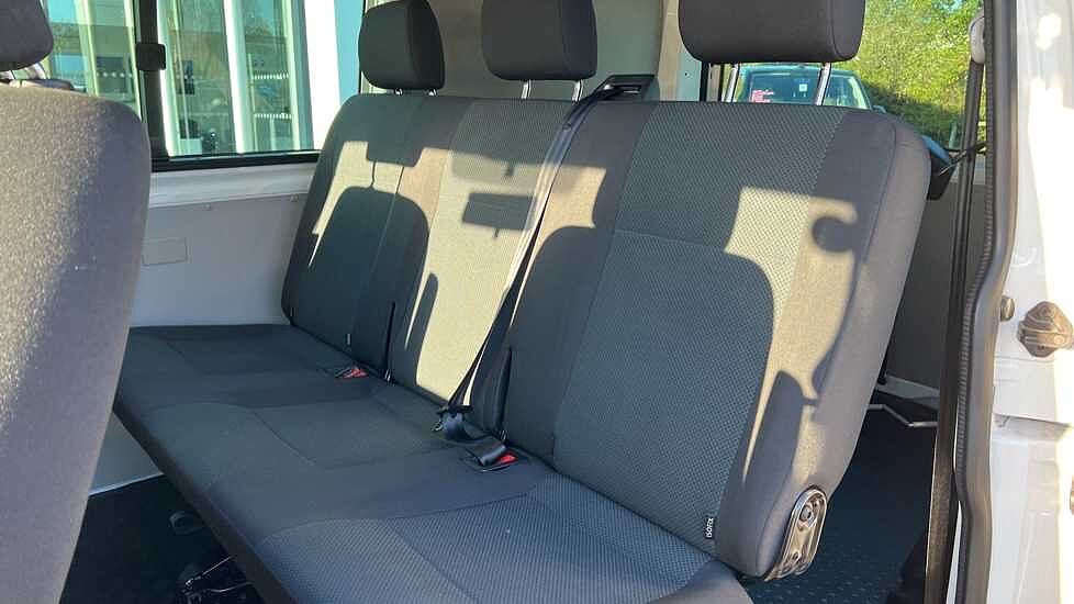 Volkswagen Transporter T30 2.0 Trendline TDI BMT SWB 102PS Kombi Van