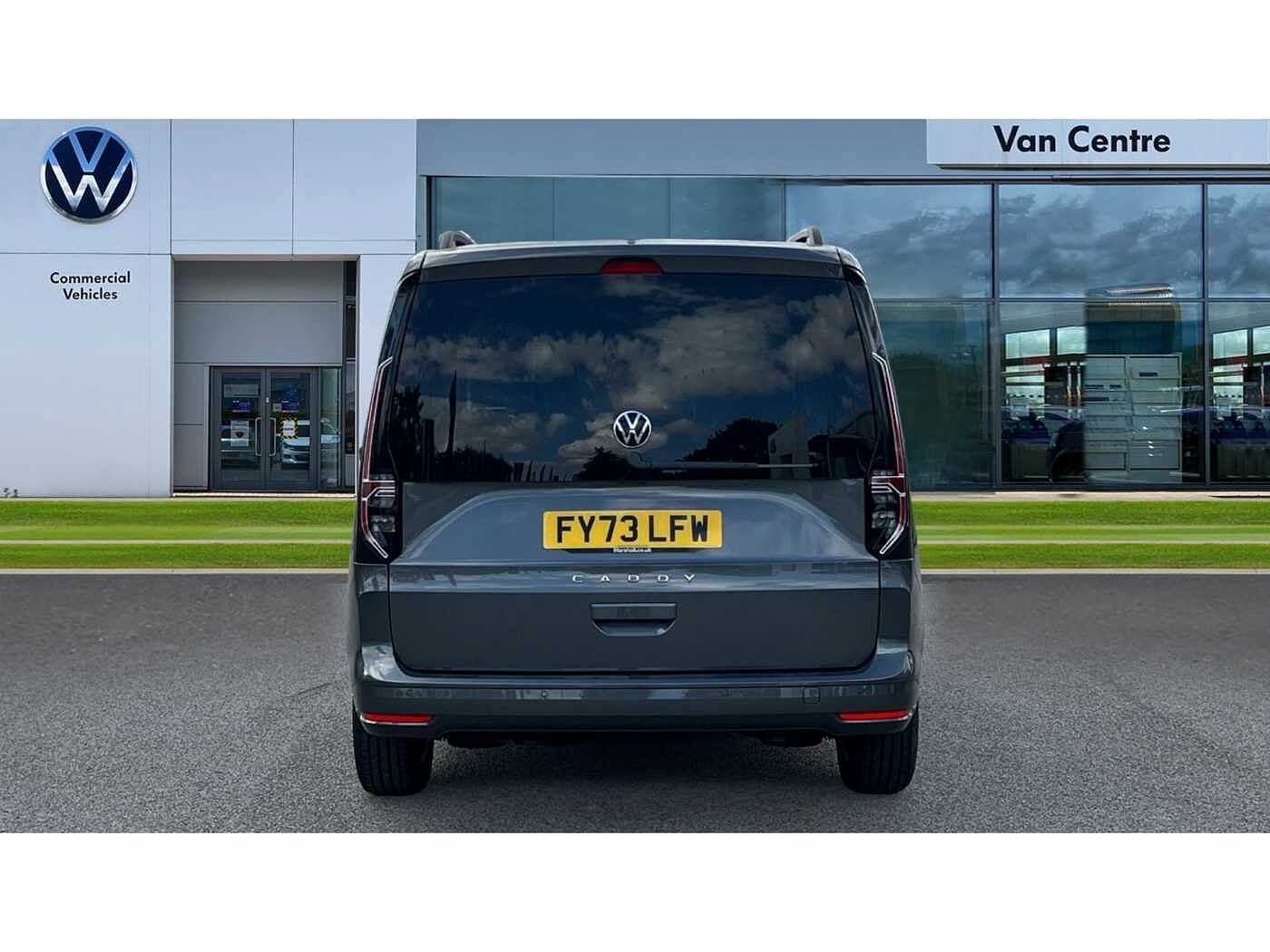 Volkswagen Caddy C20 Life SWB 122PS 2.0 TDI DSG
