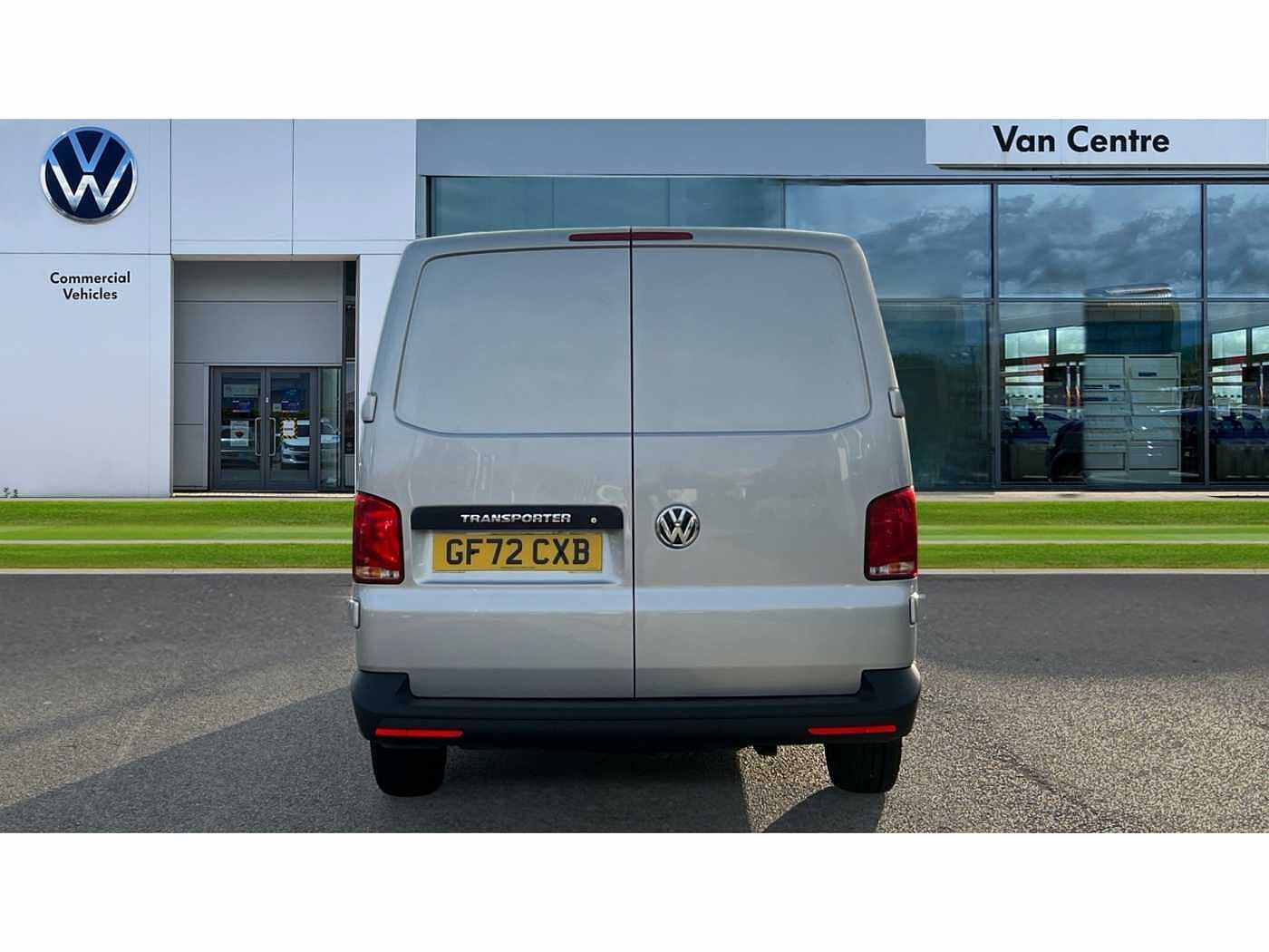 Volkswagen Transporter T28 Startline 2.0 TDi SWB 110PS P/Van