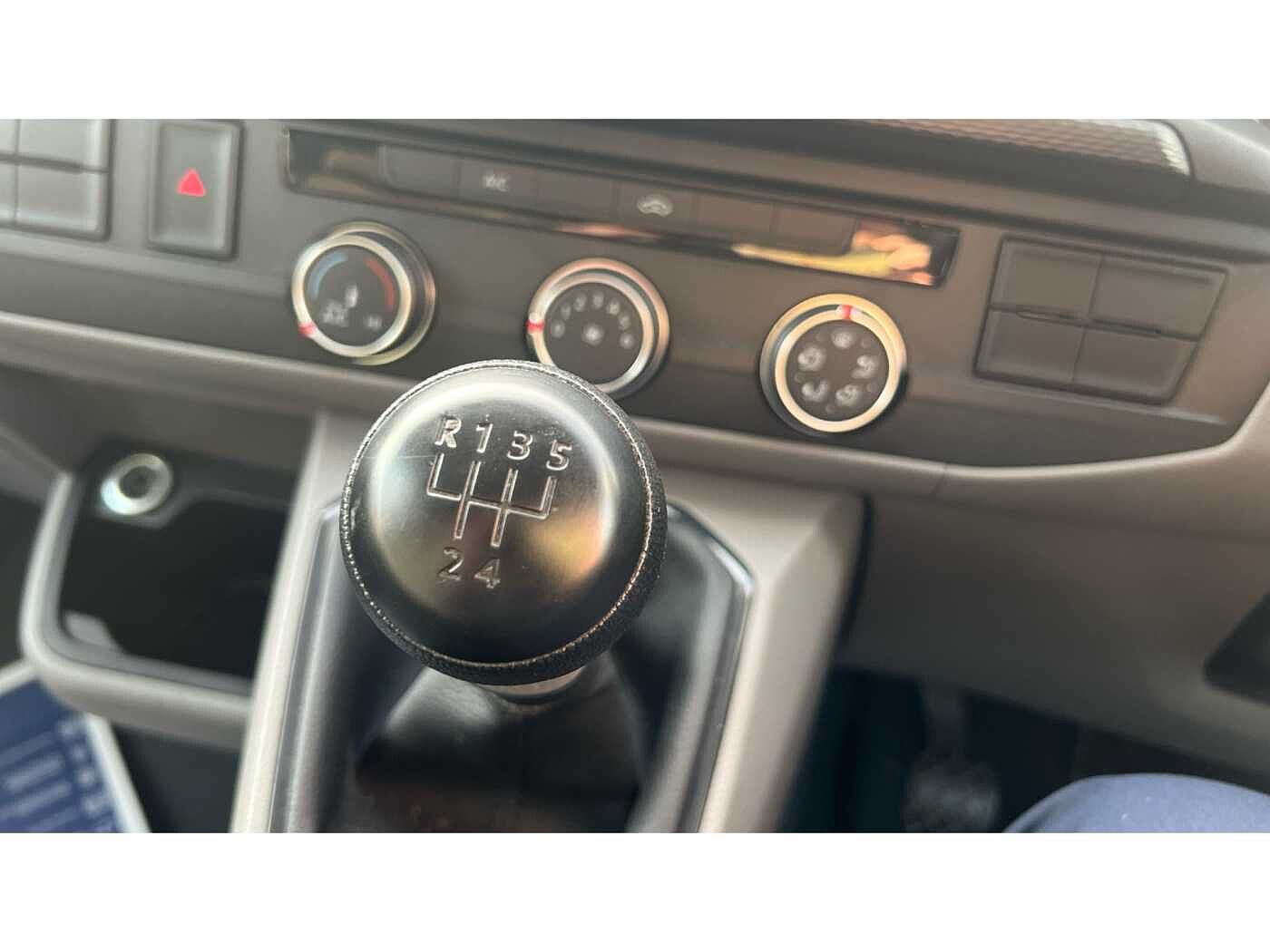Volkswagen Transporter T28 Startline 2.0 TDi SWB 110PS P/Van