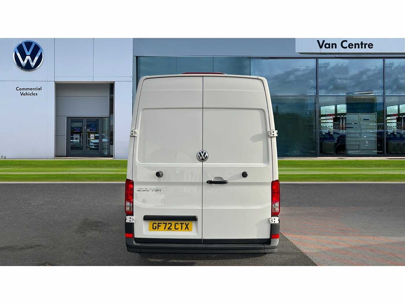 Volkswagen Crafter CR35 Trendline MWB P/Van 140 PS 2.0 TDI Manual FWD