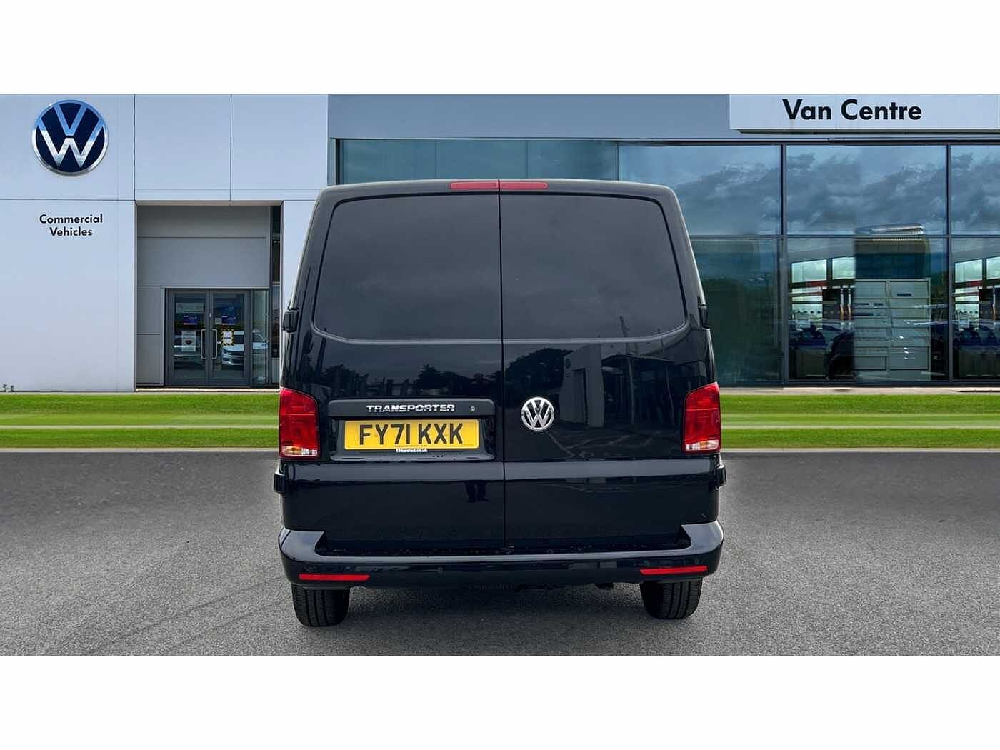 Volkswagen Transporter T30 2.0 Highline TDi SWB 150PS P/Van