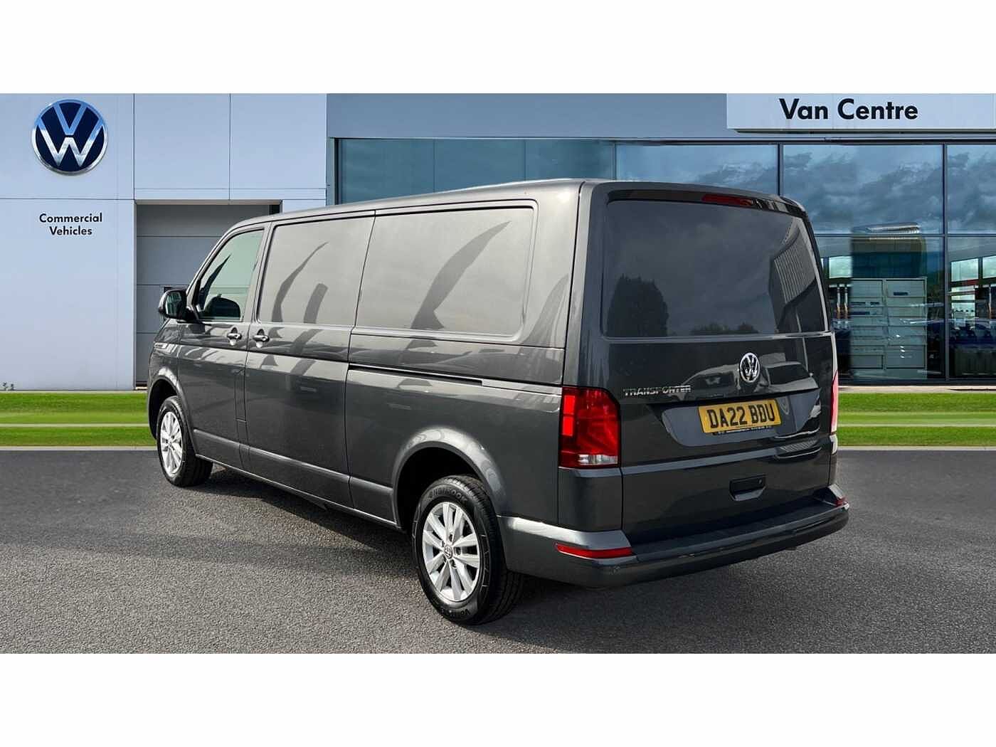 Volkswagen Transporter T30 Highline P/Van LWB 110 PS 2.0 TDI Manual