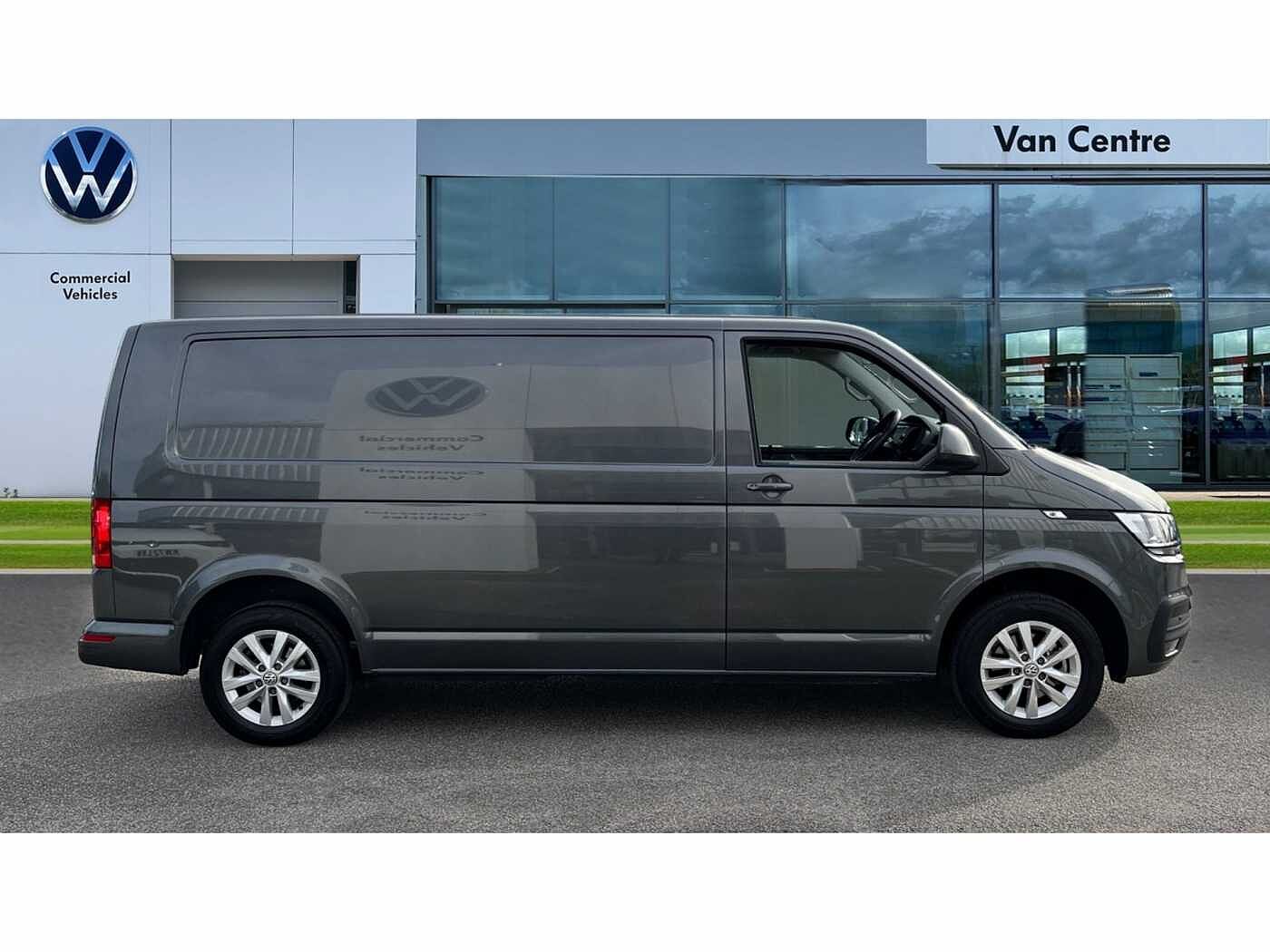 Volkswagen Transporter T30 Highline P/Van LWB 110 PS 2.0 TDI Manual