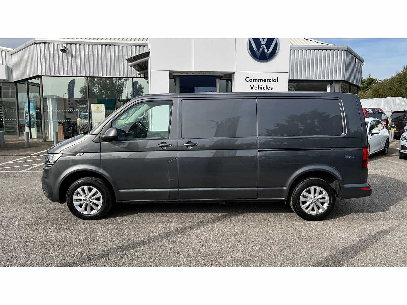 Volkswagen Transporter T30 Highline P/Van LWB 110 PS 2.0 TDI Manual