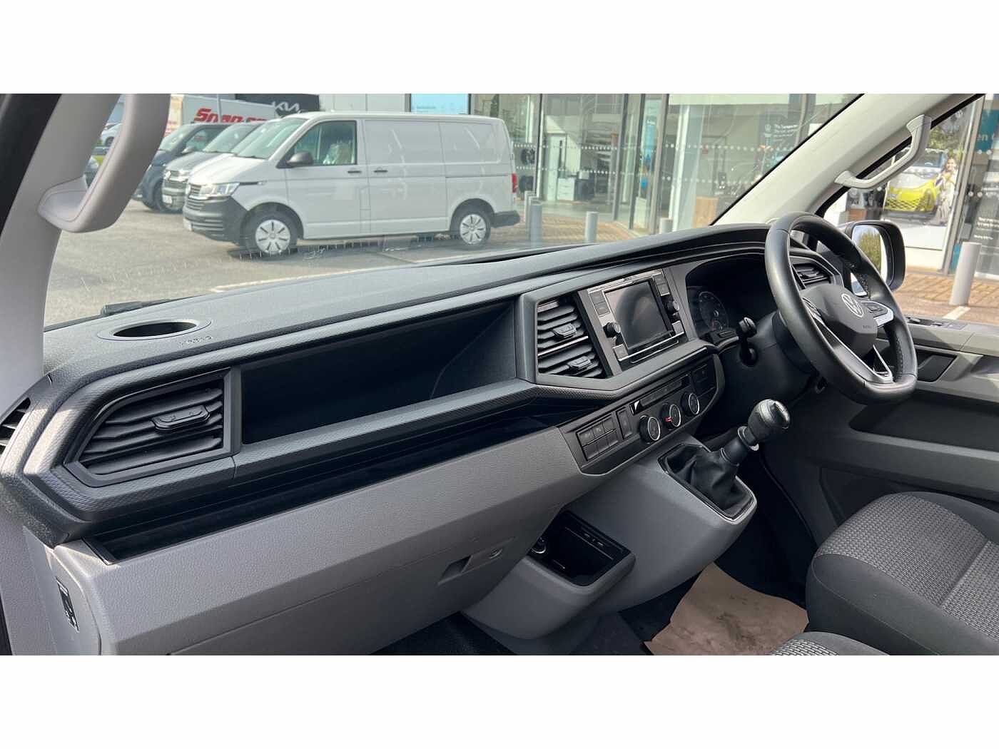 Volkswagen Transporter T30 Highline P/Van LWB 110 PS 2.0 TDI Manual
