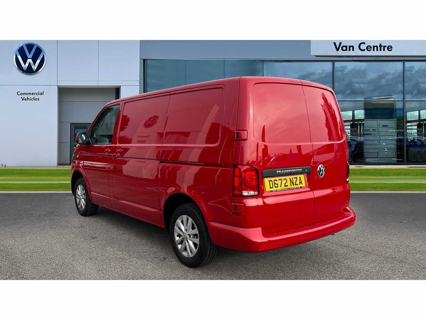Volkswagen Transporter T28 2.0 Highline SWB TDi 110PS P/Van