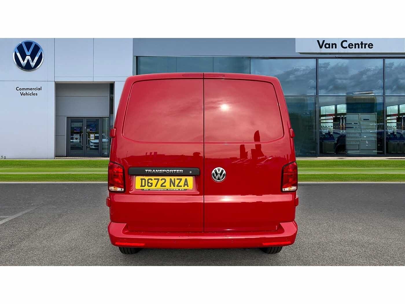 Volkswagen Transporter T28 2.0 Highline SWB TDi 110PS P/Van