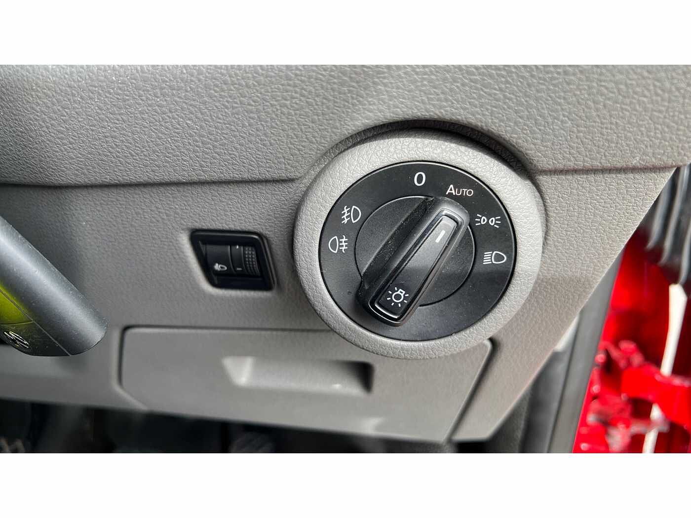 Volkswagen Transporter T28 2.0 Highline SWB TDi 110PS P/Van